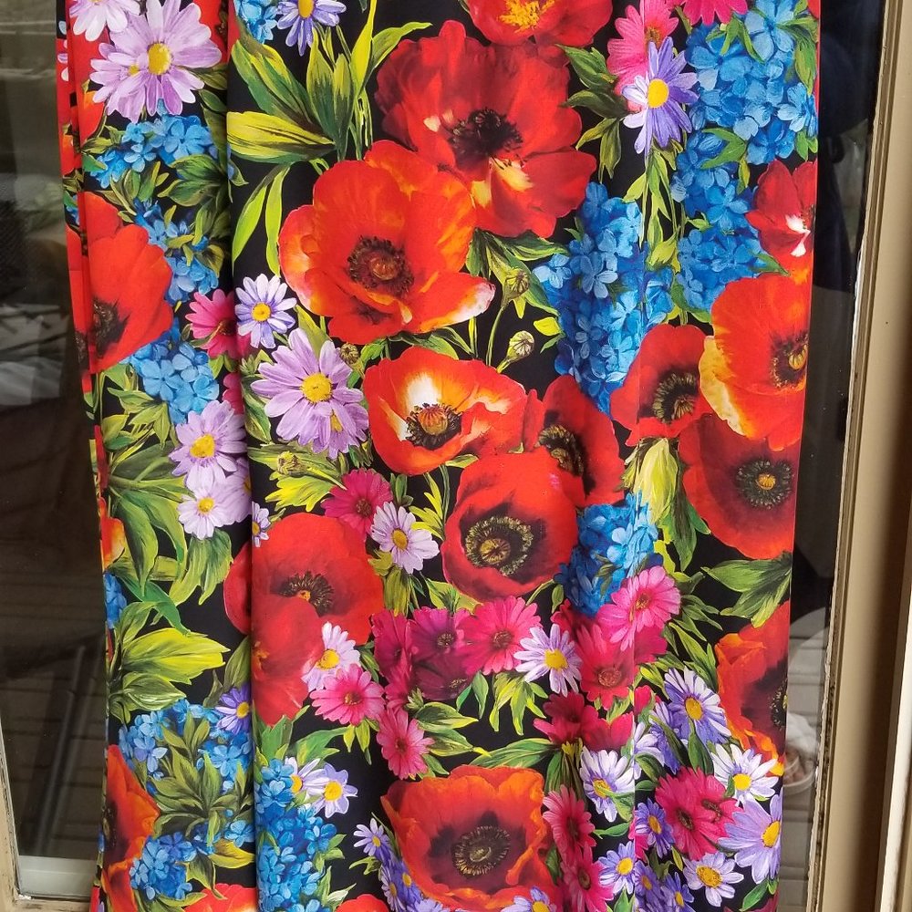 Dolce&Gabbana ITALY Midi skirt Size 12